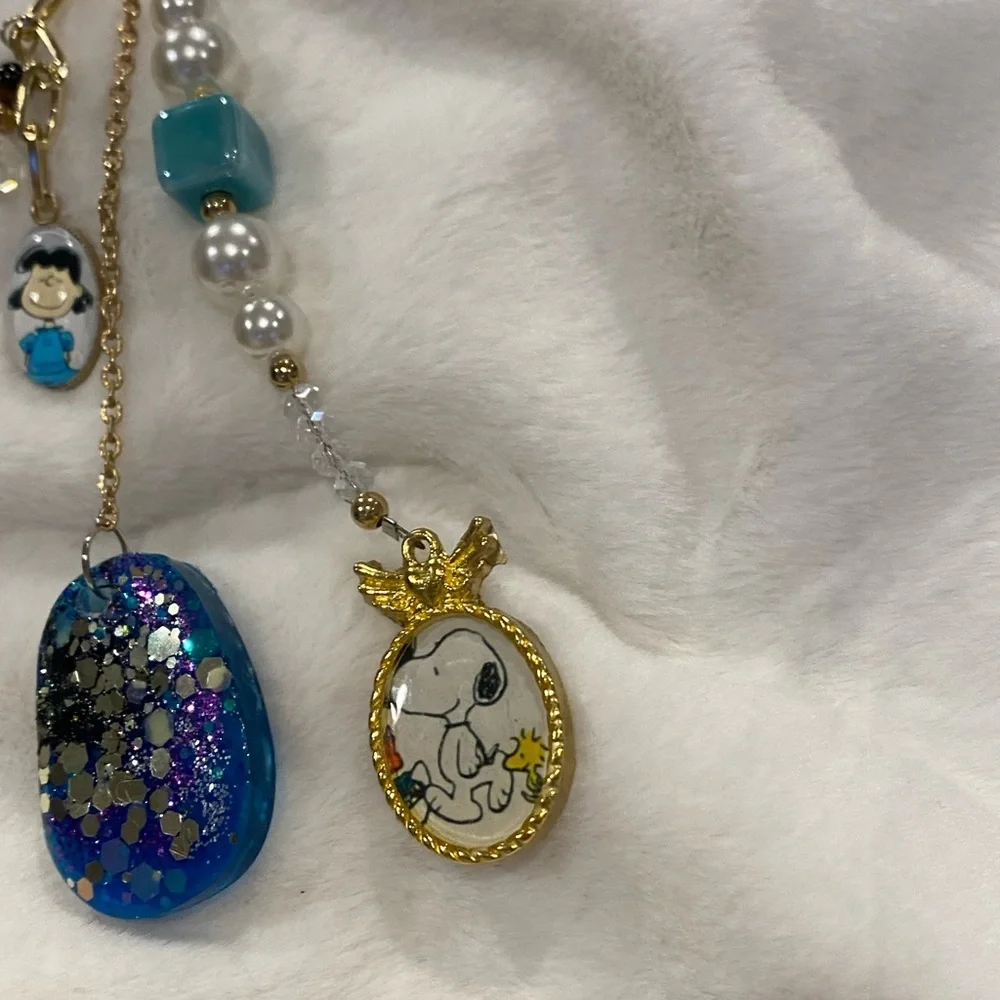 NEW SNOOPY LUCY HANDBAG PURSE CHARM KEYCHAIN GOLDEN LV MONOGRAM SPEEDY READY! - Picture 5 of 8